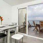 Feriehus Casa Bonecas 2 # Private Garage Included # *