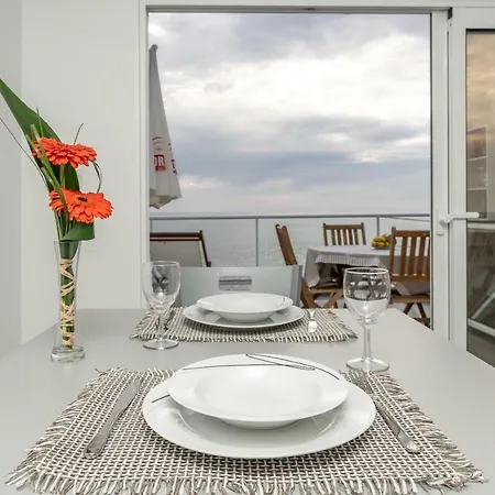 بيت للعطل Casa Bonecas 2 # Private Garage Included # بول دو مار