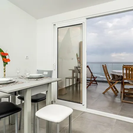 Holiday home Casa Bonecas 2 # Private Garage Included # *