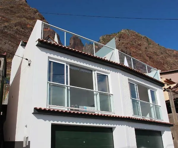 Casa Bonecas 2 # Private Garage Included # بول دو مار