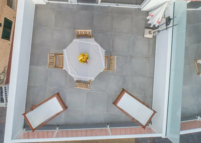 Casa Bonecas 2 # Private Garage Included # *