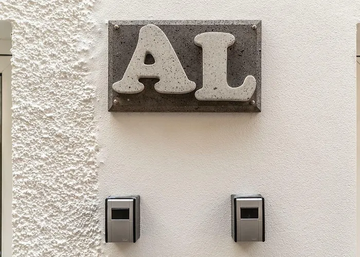 بيت للعطل Casa Bonecas 2 # Private Garage Included # *